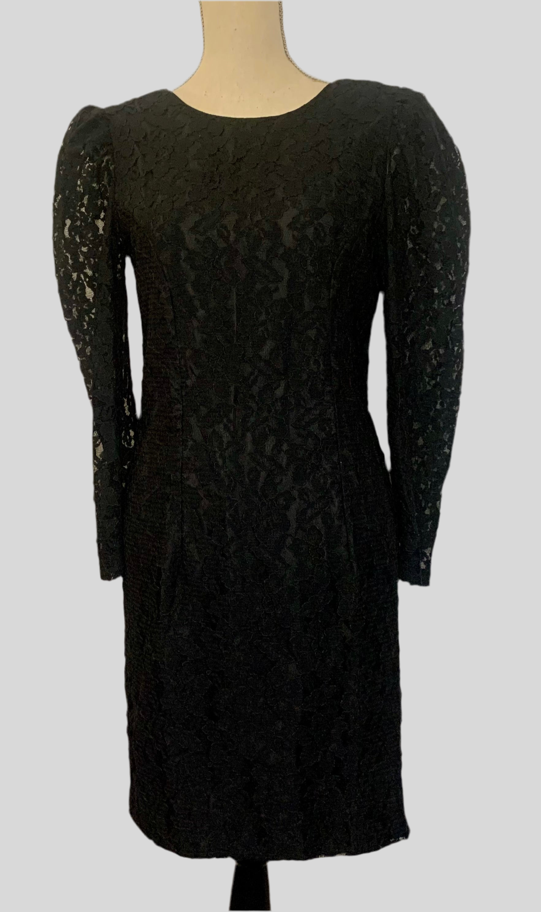Robe Noire - Dentelle