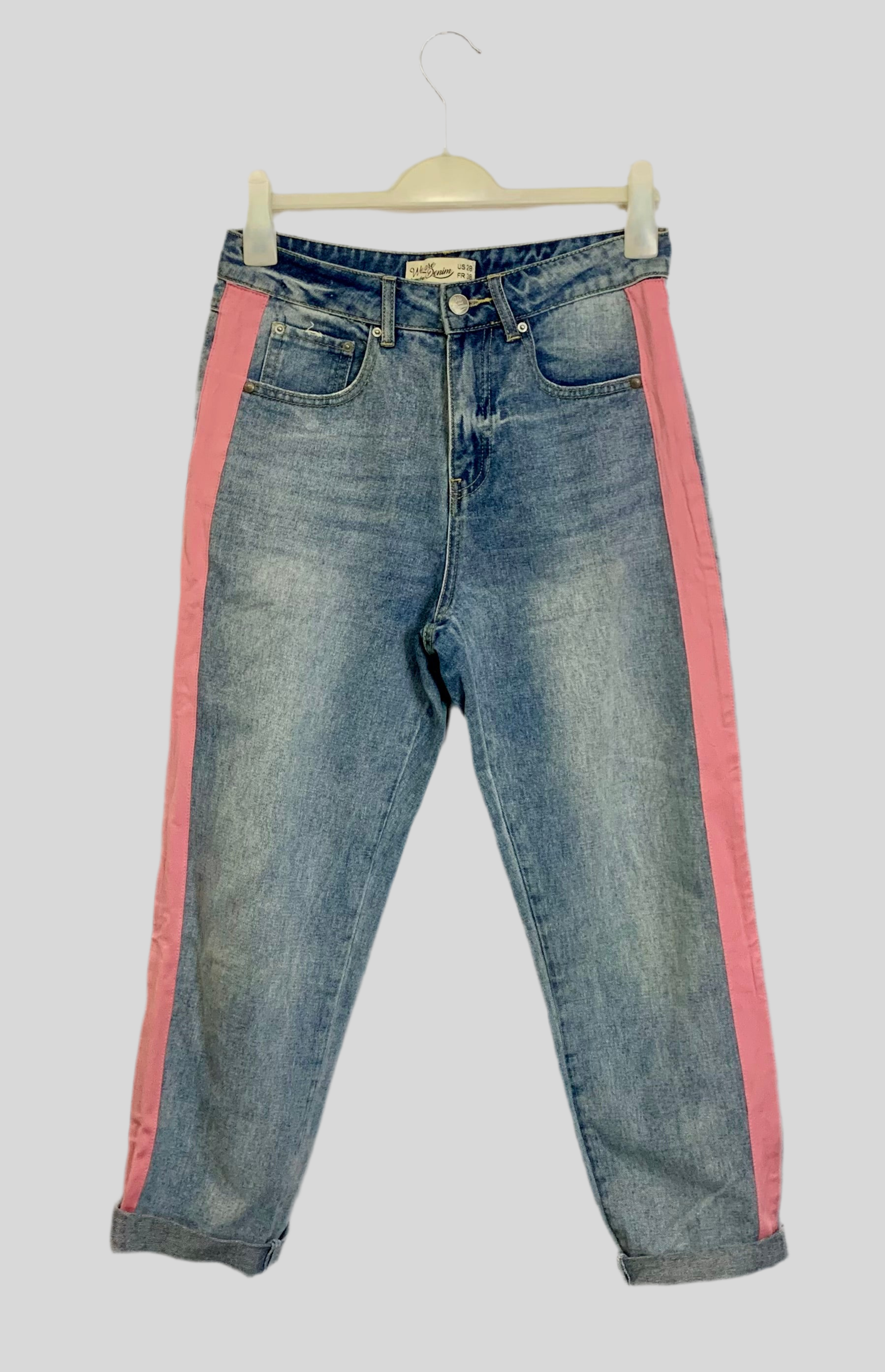Jean Ă Bandes Roses