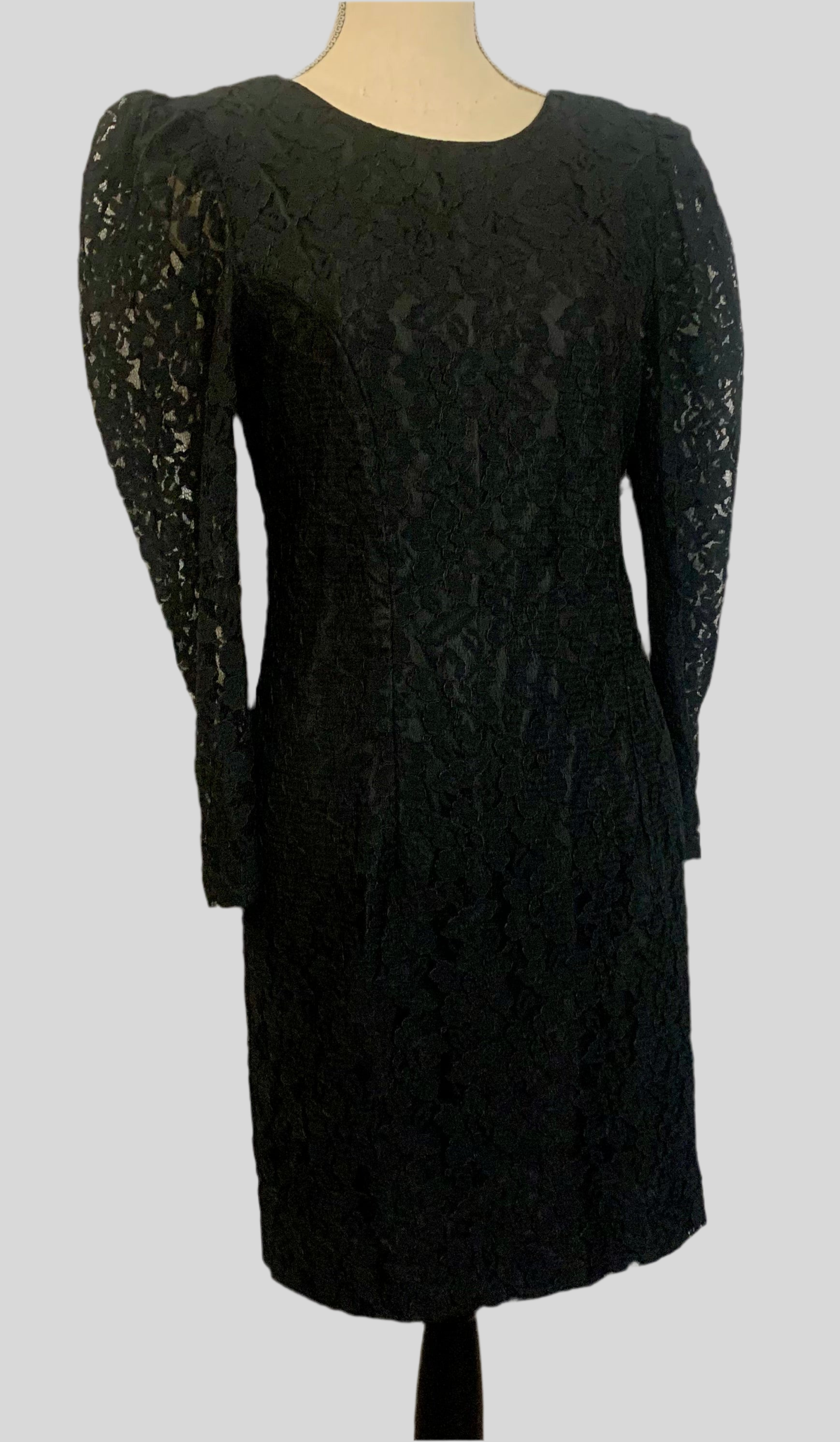 Robe Noire - Dentelle