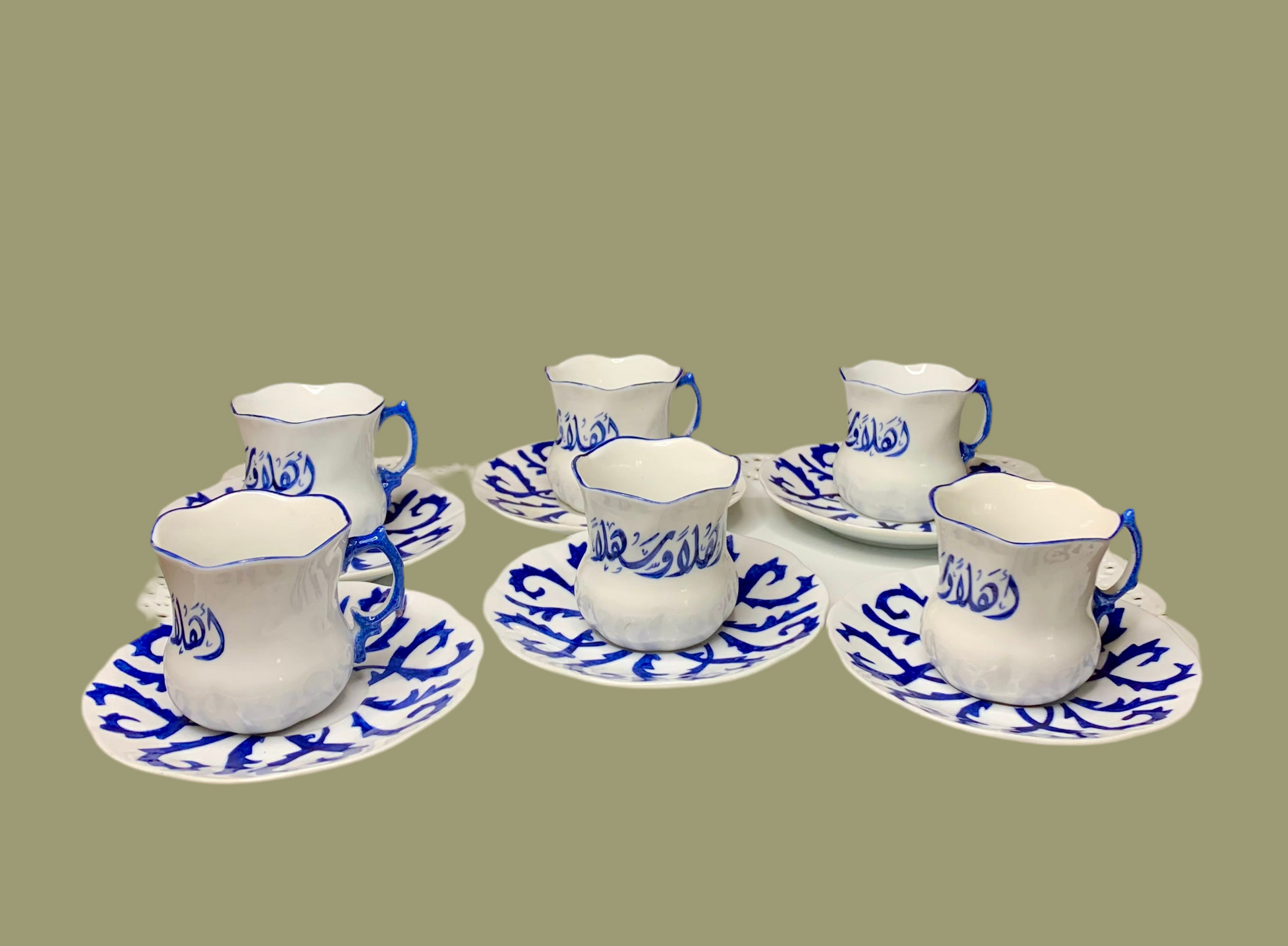 6 Tasses à Café en Porcelaine – Calligraphiées