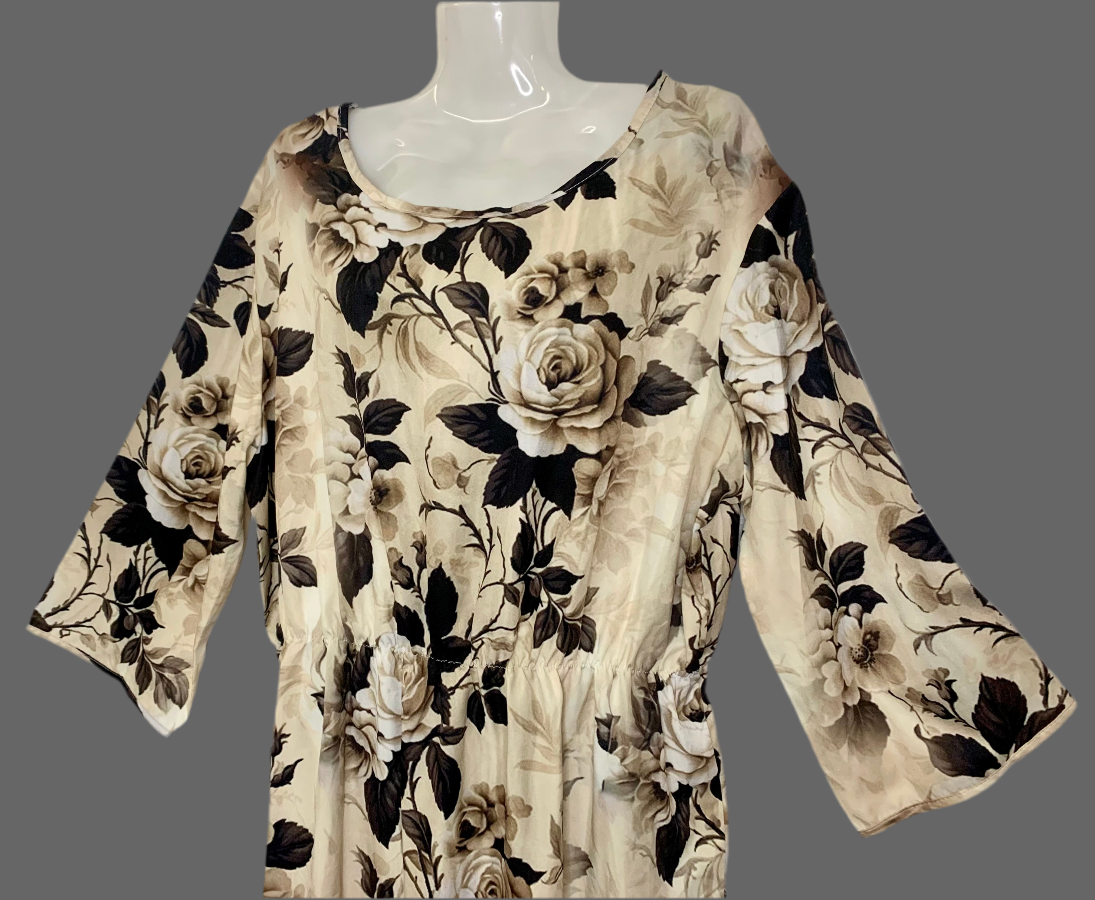 Robe vintage faite main à fleurs – Grande taille