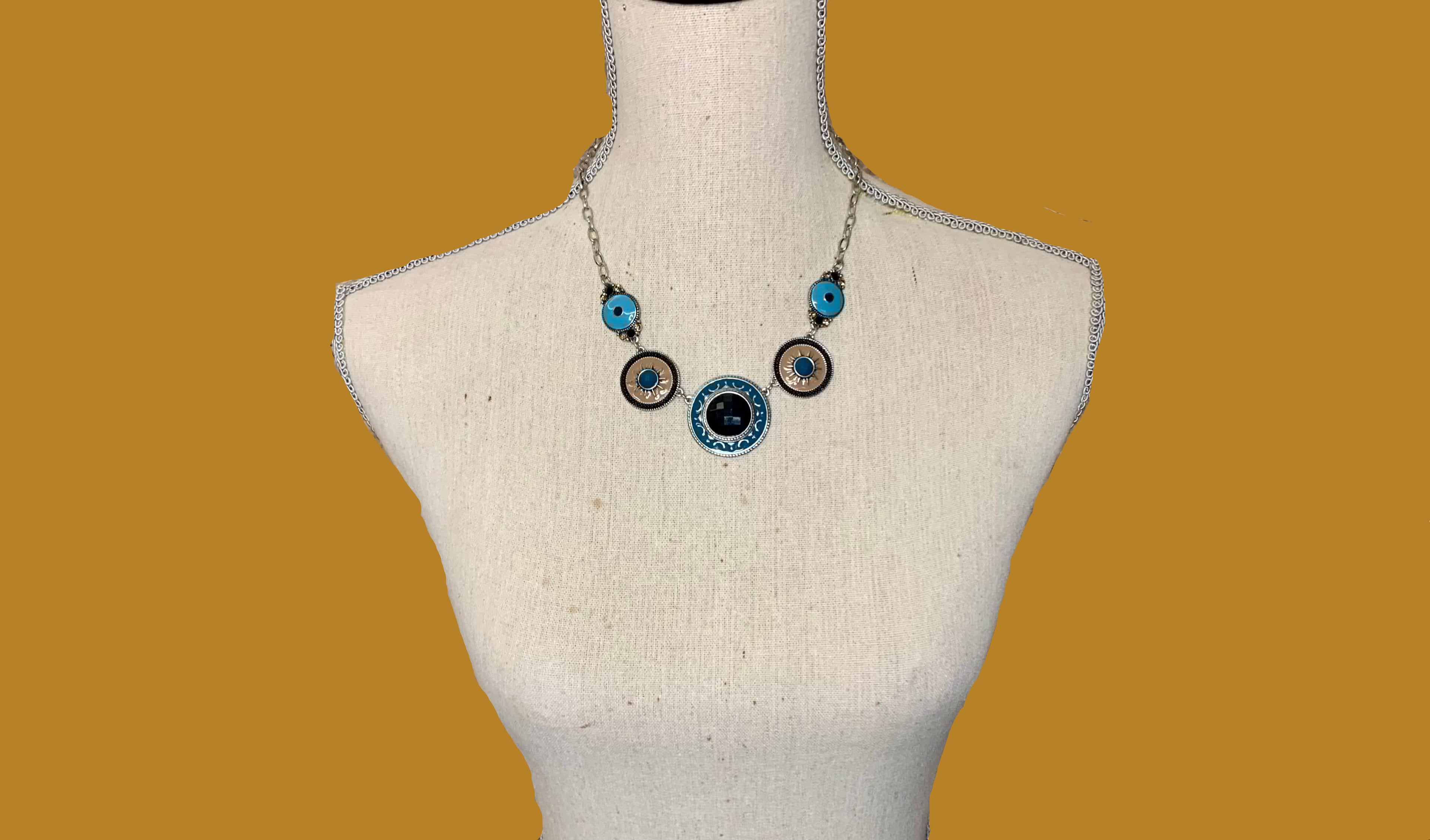 Collier Plastron Médaillons - H. Dubin