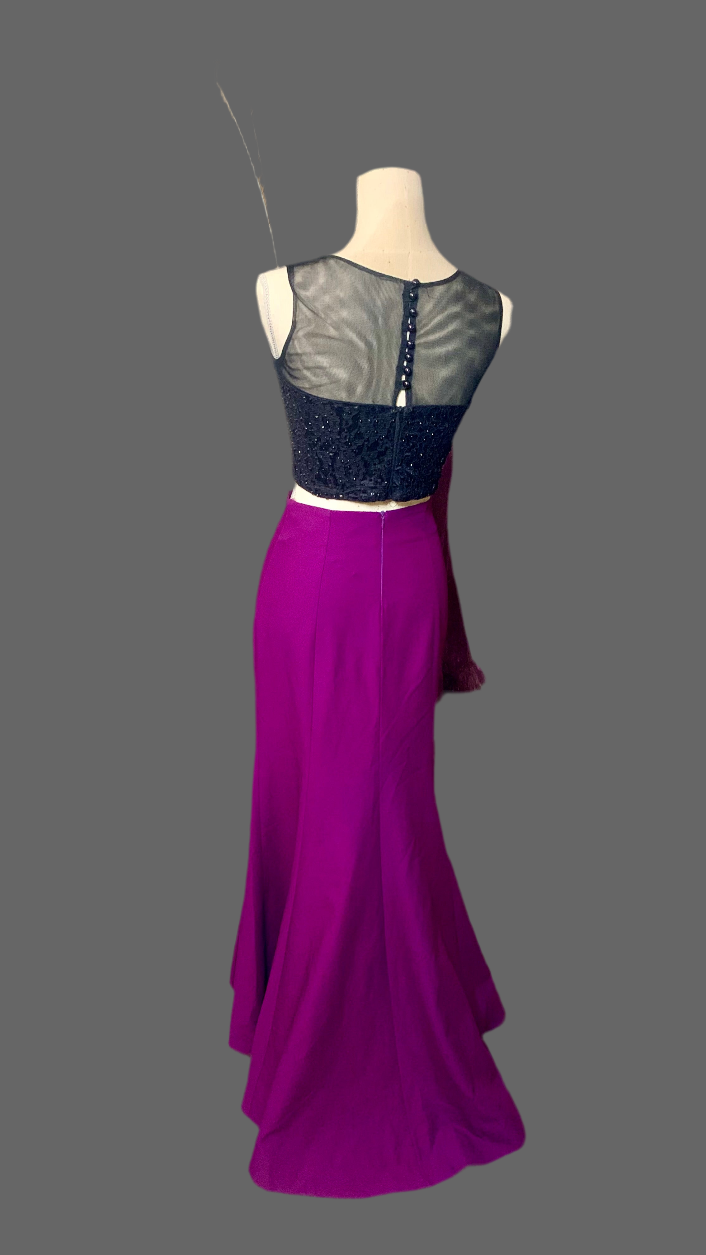 Ensemble de soirée deux pièces - Jupe sirène violette & haut noir en tulle brodé et perlé