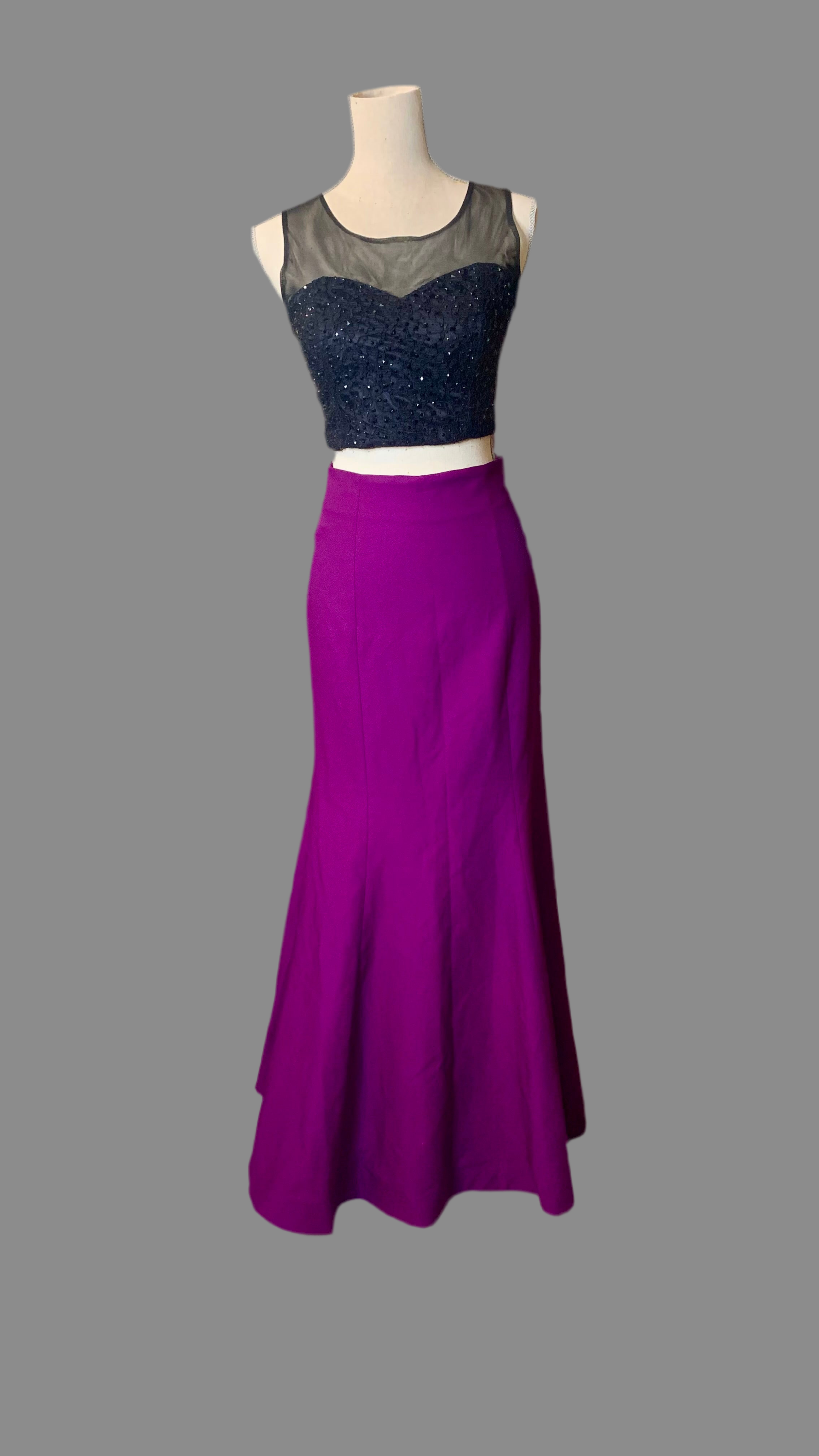 Ensemble de soirée deux pièces - Jupe sirène violette & haut noir en tulle brodé et perlé