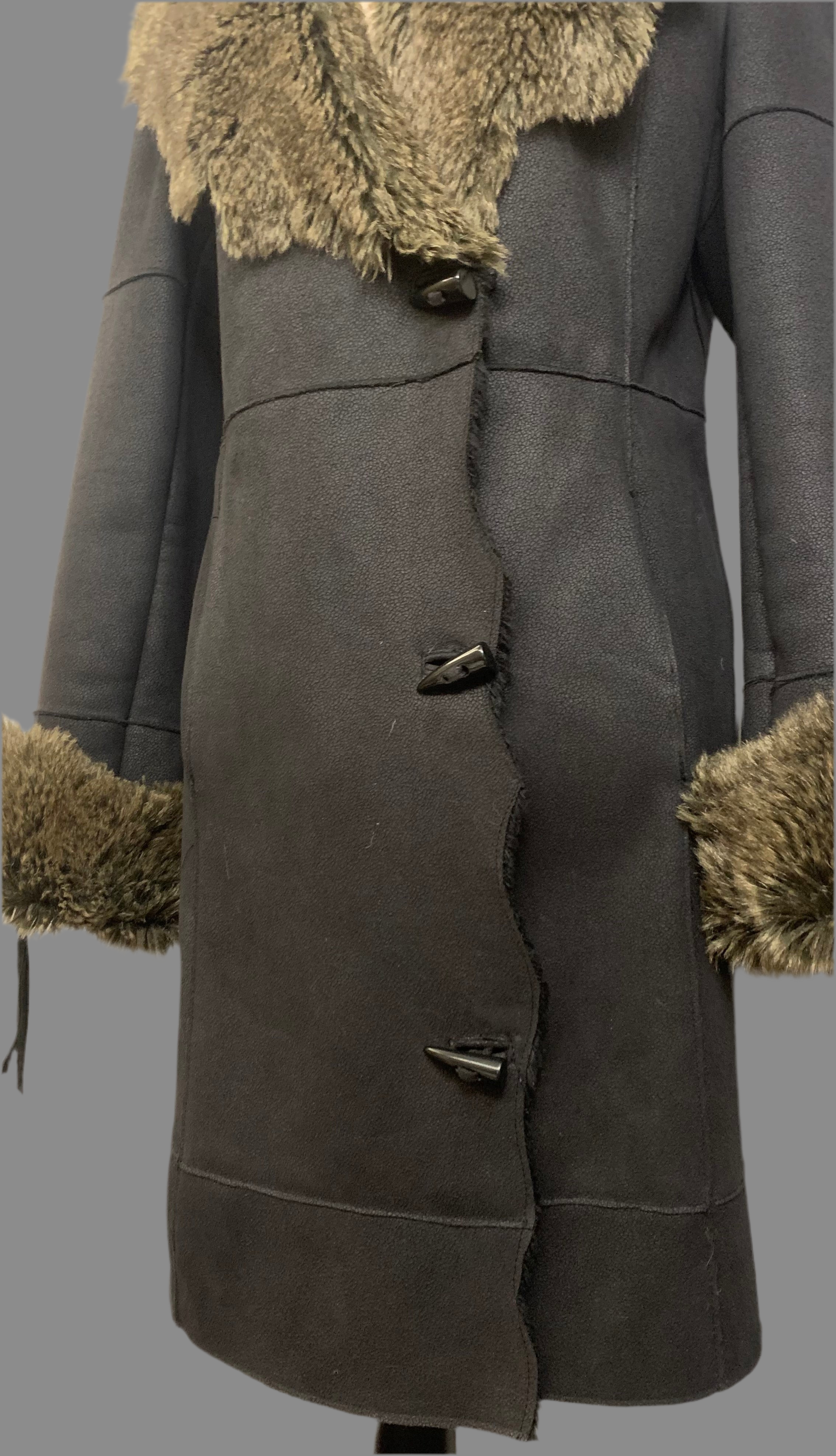 Manteau mi-long similicuir