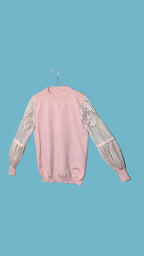 Pull rose en maille et manches en dentelle – Taille estimée M
