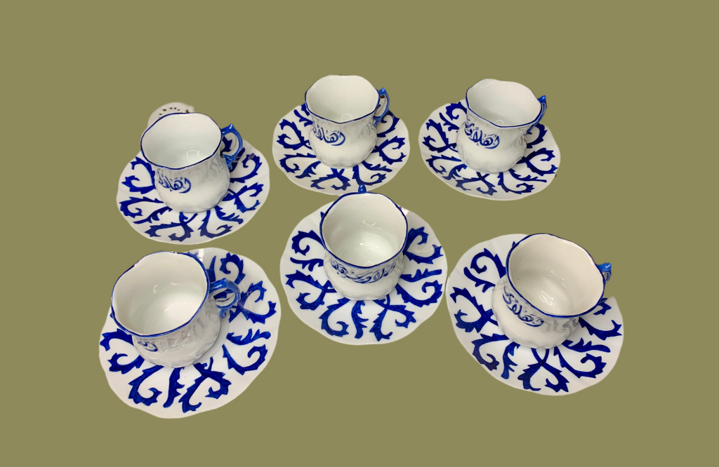 6 Tasses à Café en Porcelaine – Calligraphiées