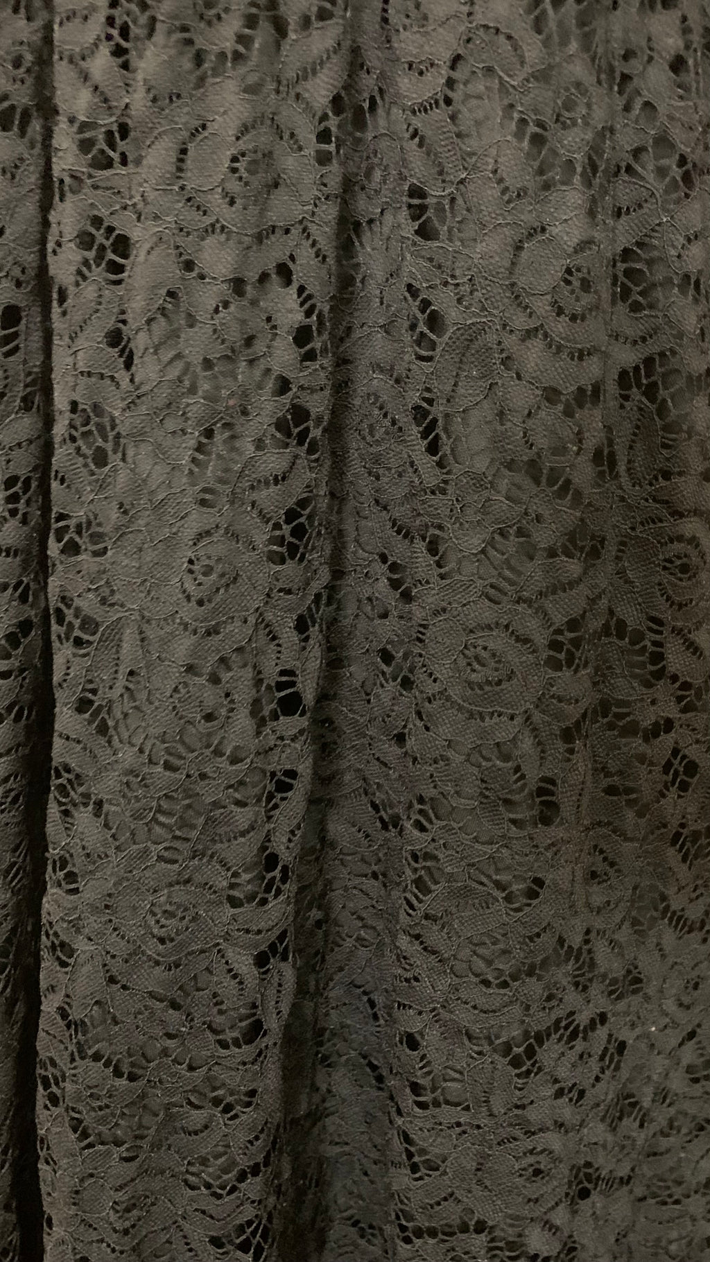 Robe noire en dentelle à volants – mbyM – Taille S / 36