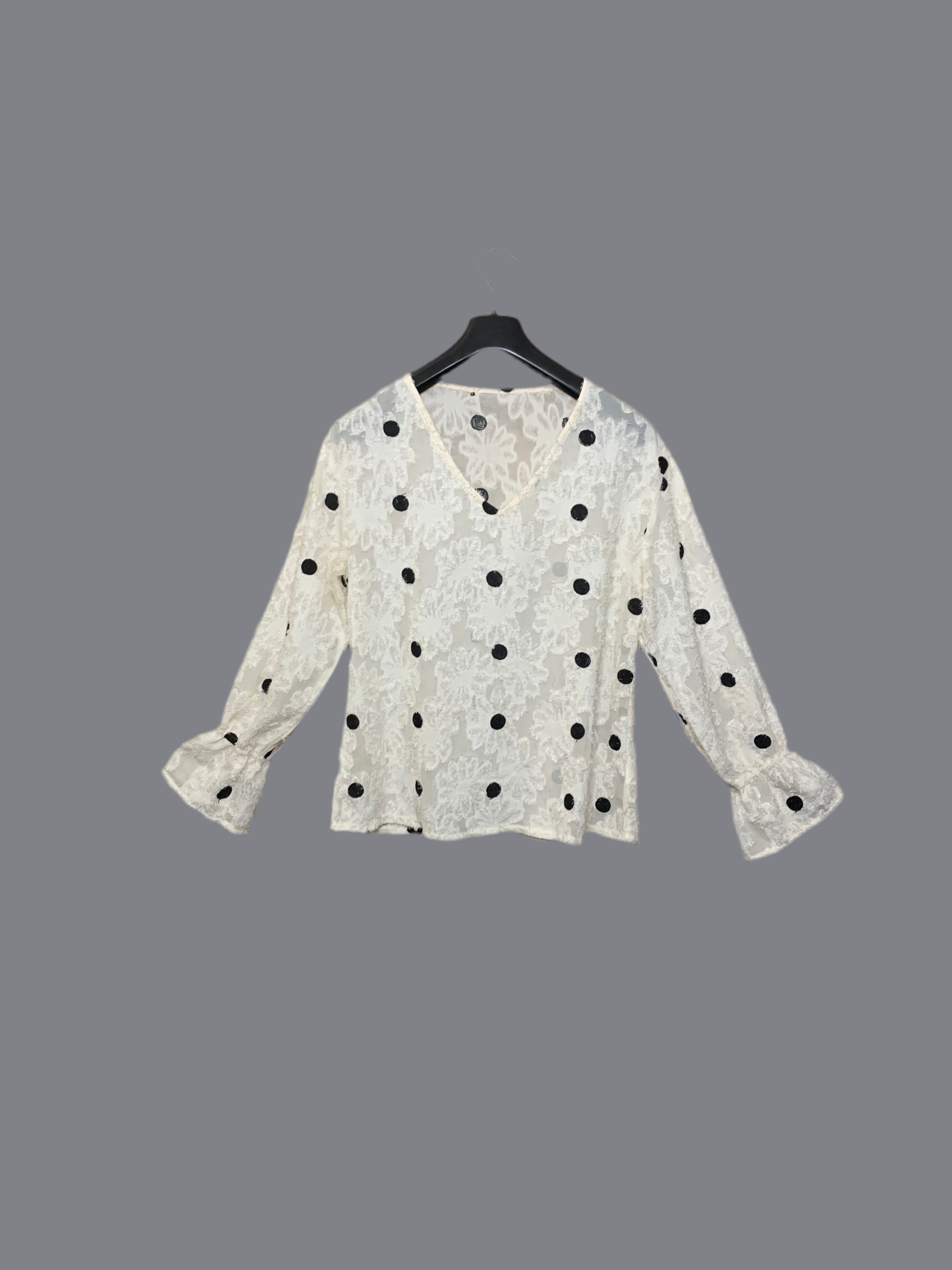 Blouse blanche à pois noirs brodés