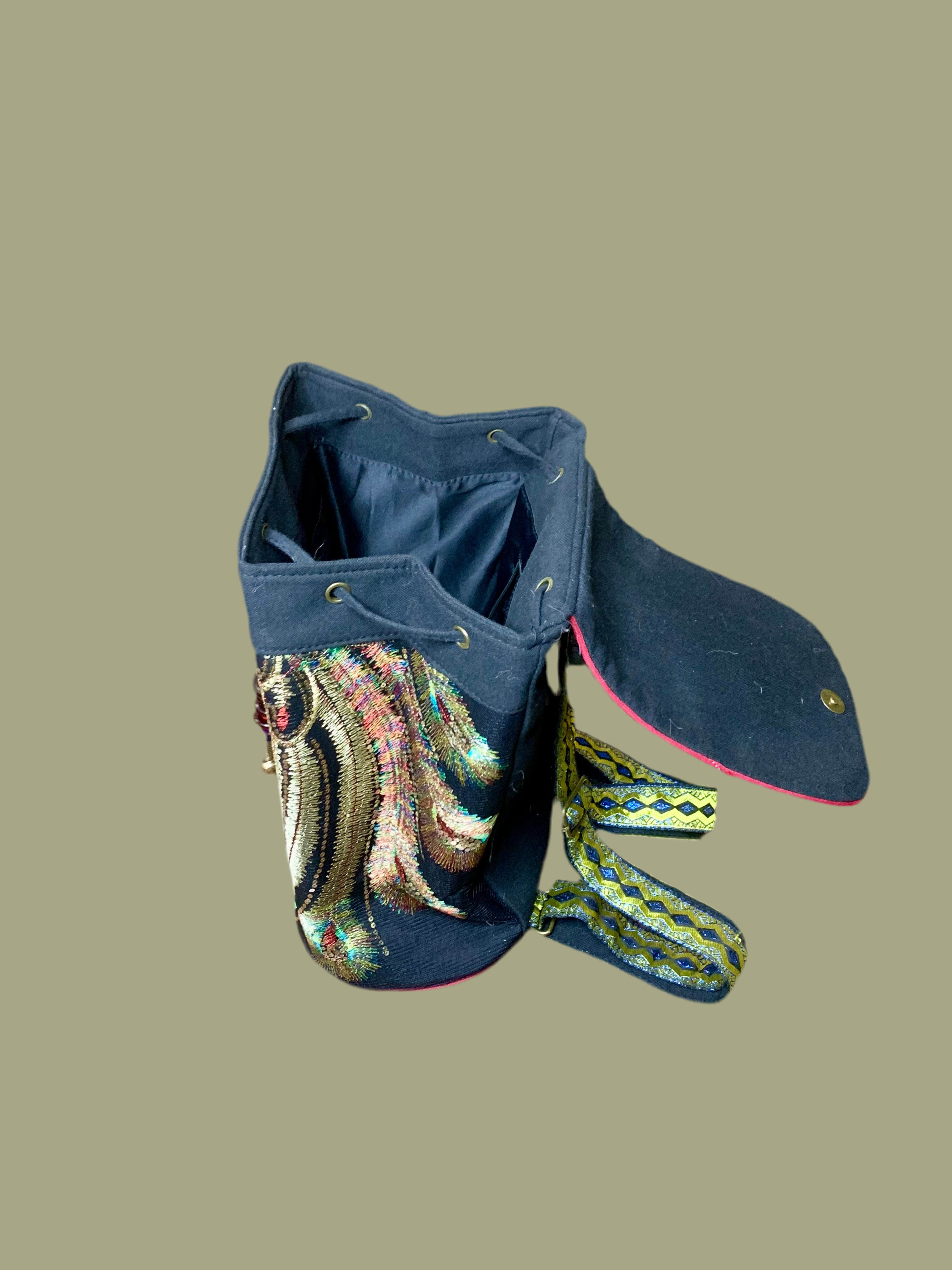 Sac à dos brodé style ethnique