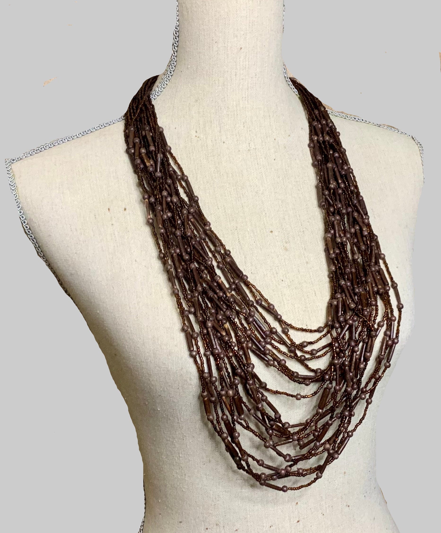 Collier ethnique multi rangs