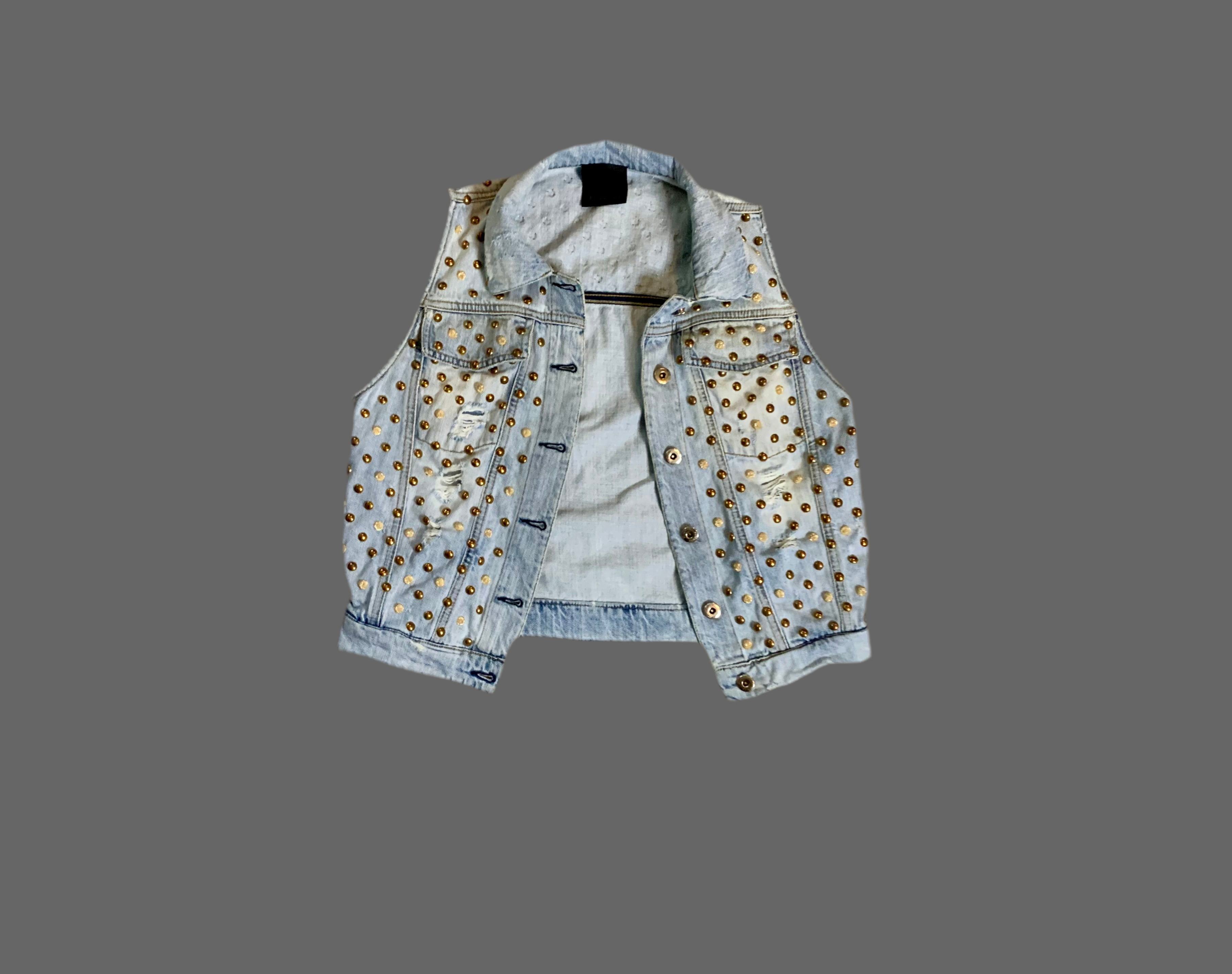Veste en jean sans manches cloutée – Pinko –