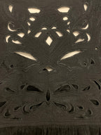 Blouse noire ajourée