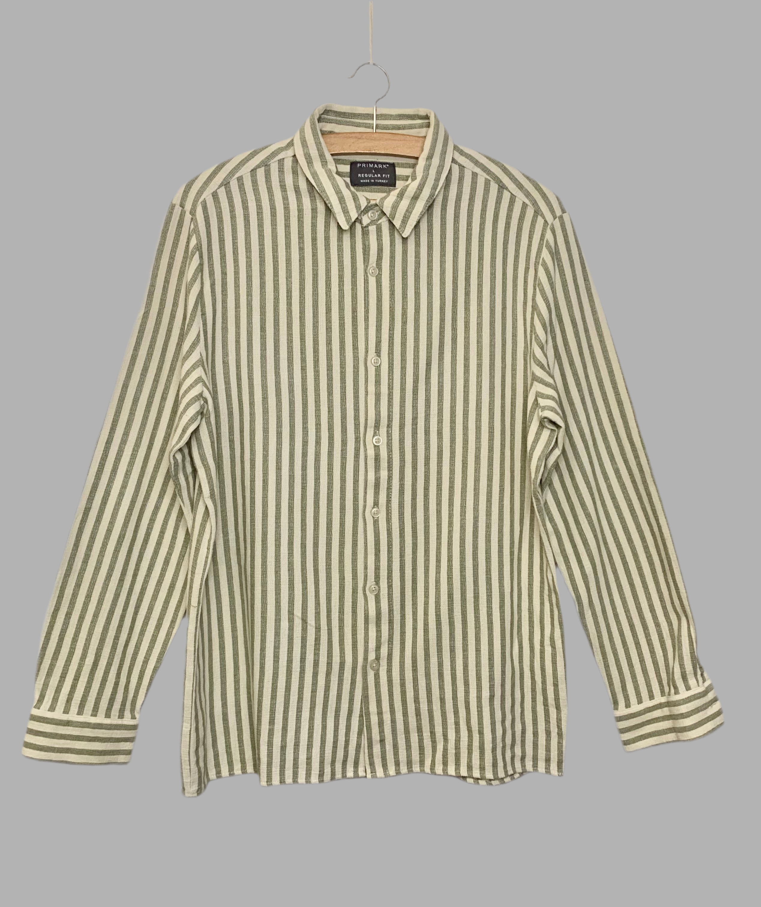 Chemise rayée verte et blanche