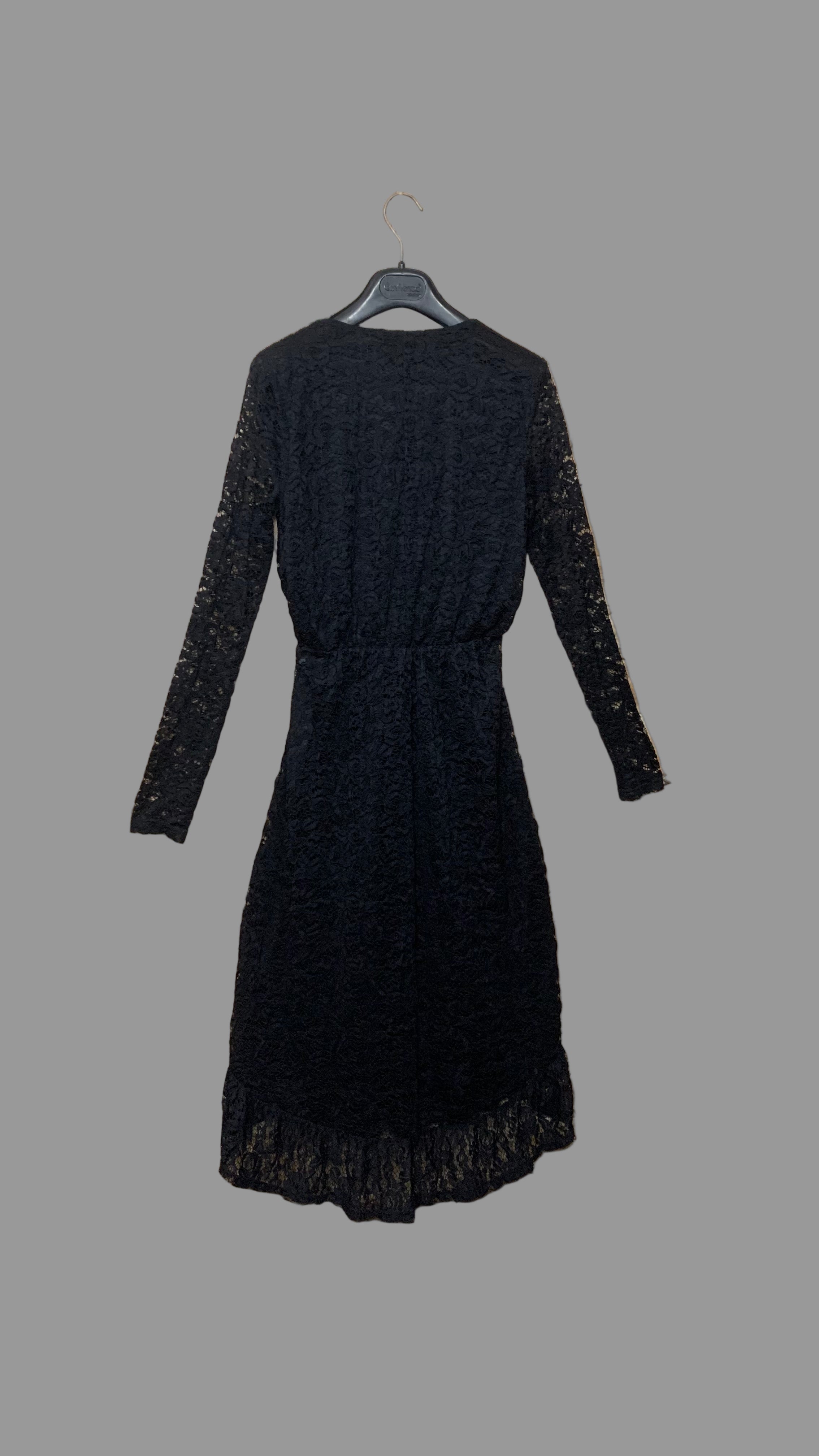 Robe noire en dentelle à volants – mbyM – Taille S / 36