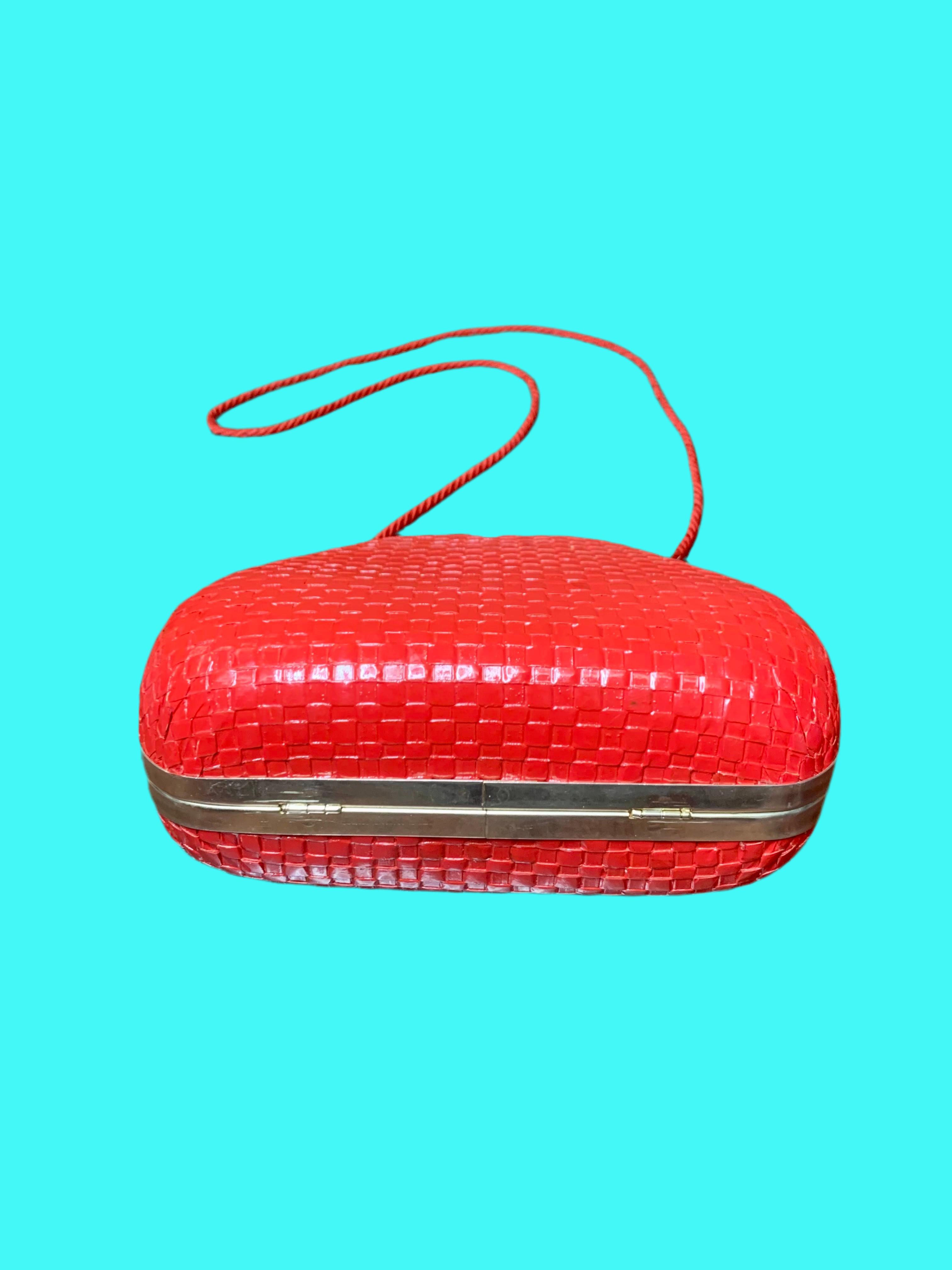 Sac vintage rigide rouge – Années 60/70