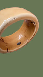 Gros bracelet jonc en os – Scooter Paris