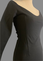 Robe Noire Vintage  – Épaules Dénudées –WINI