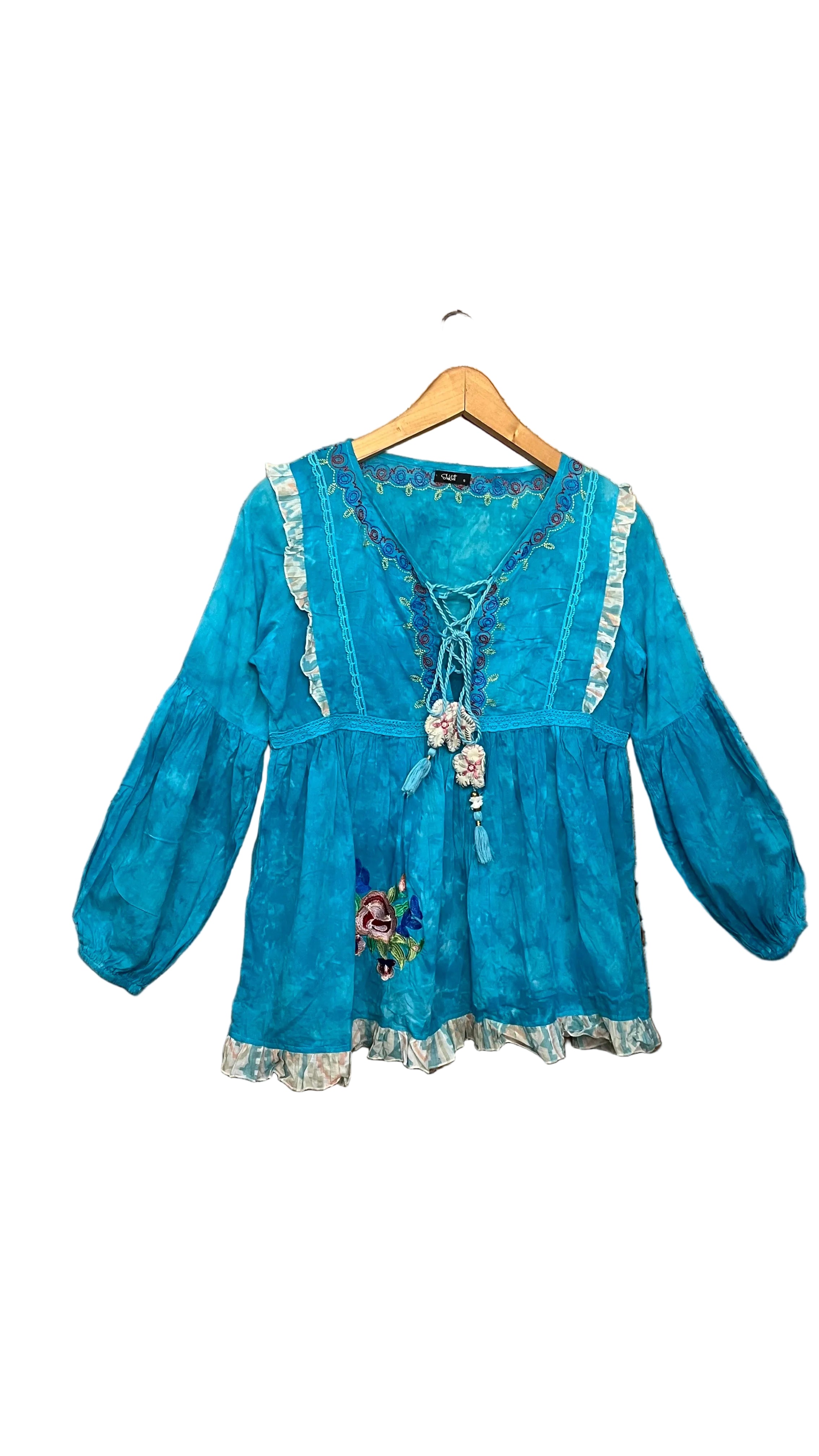 Blouse bohème Skolatt bleu turquoise brodée – 100% coton – T.S – pompons & fleurs
