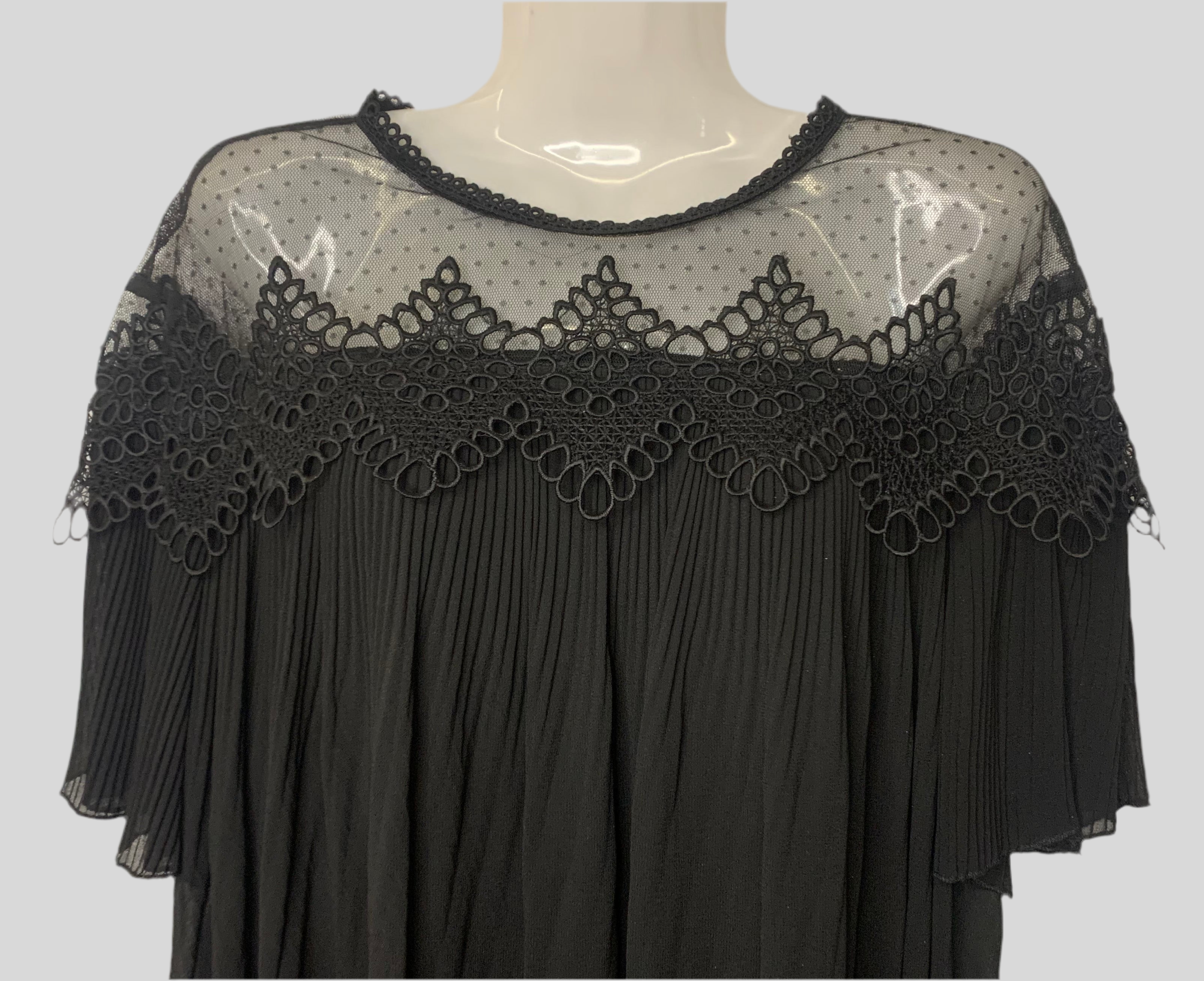 Robe courte plissée - Zara