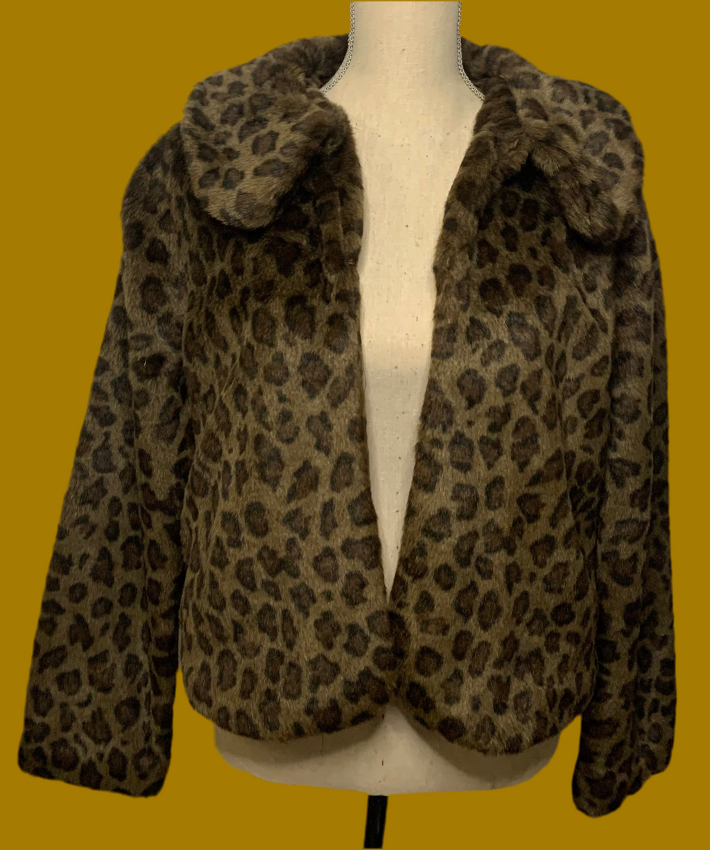 Veste courte fausse fourrure