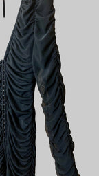 Mini-robe froncée noire à manches longues en tulle - petite
