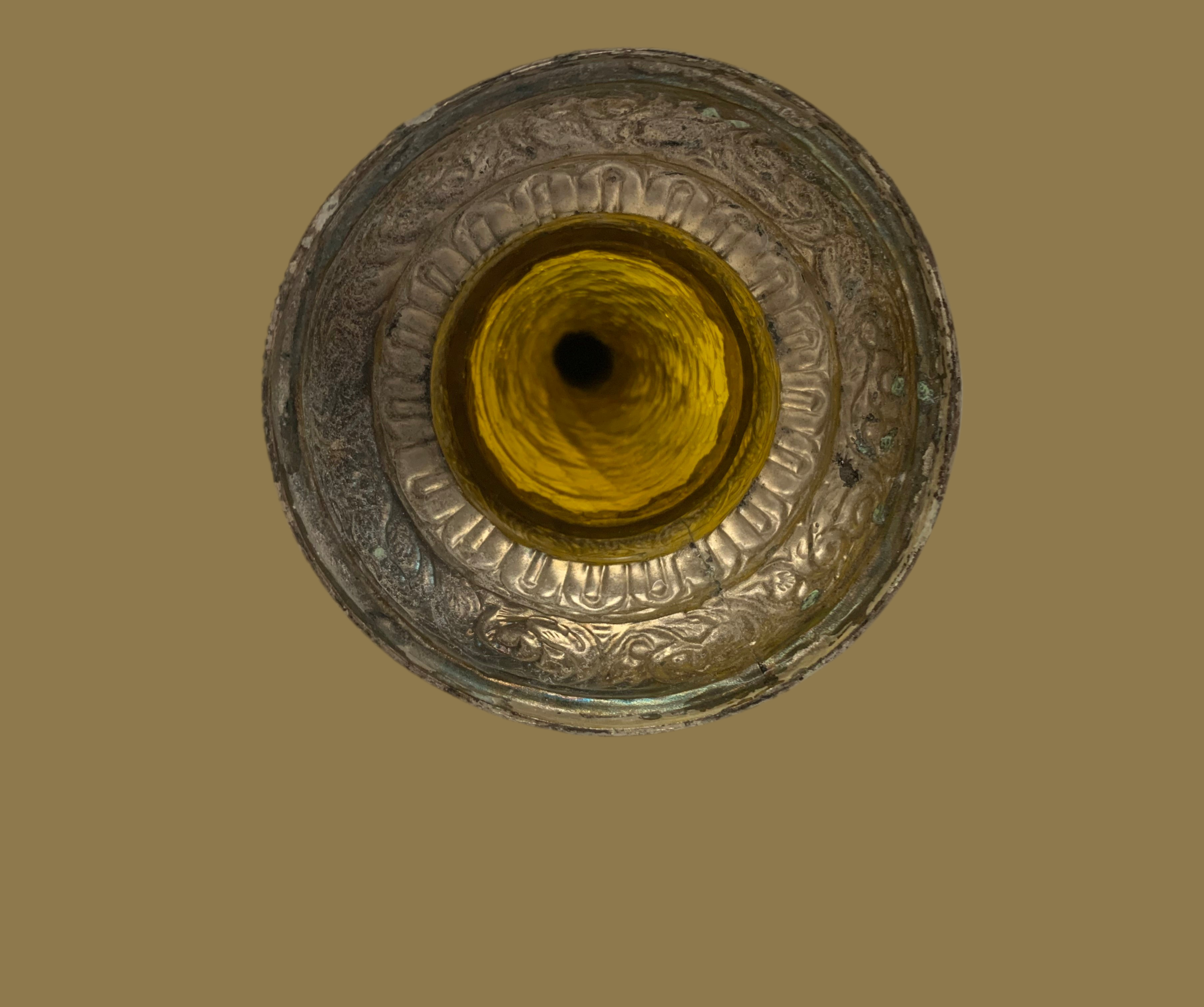 Bougeoir vintage en verre ambré et métal