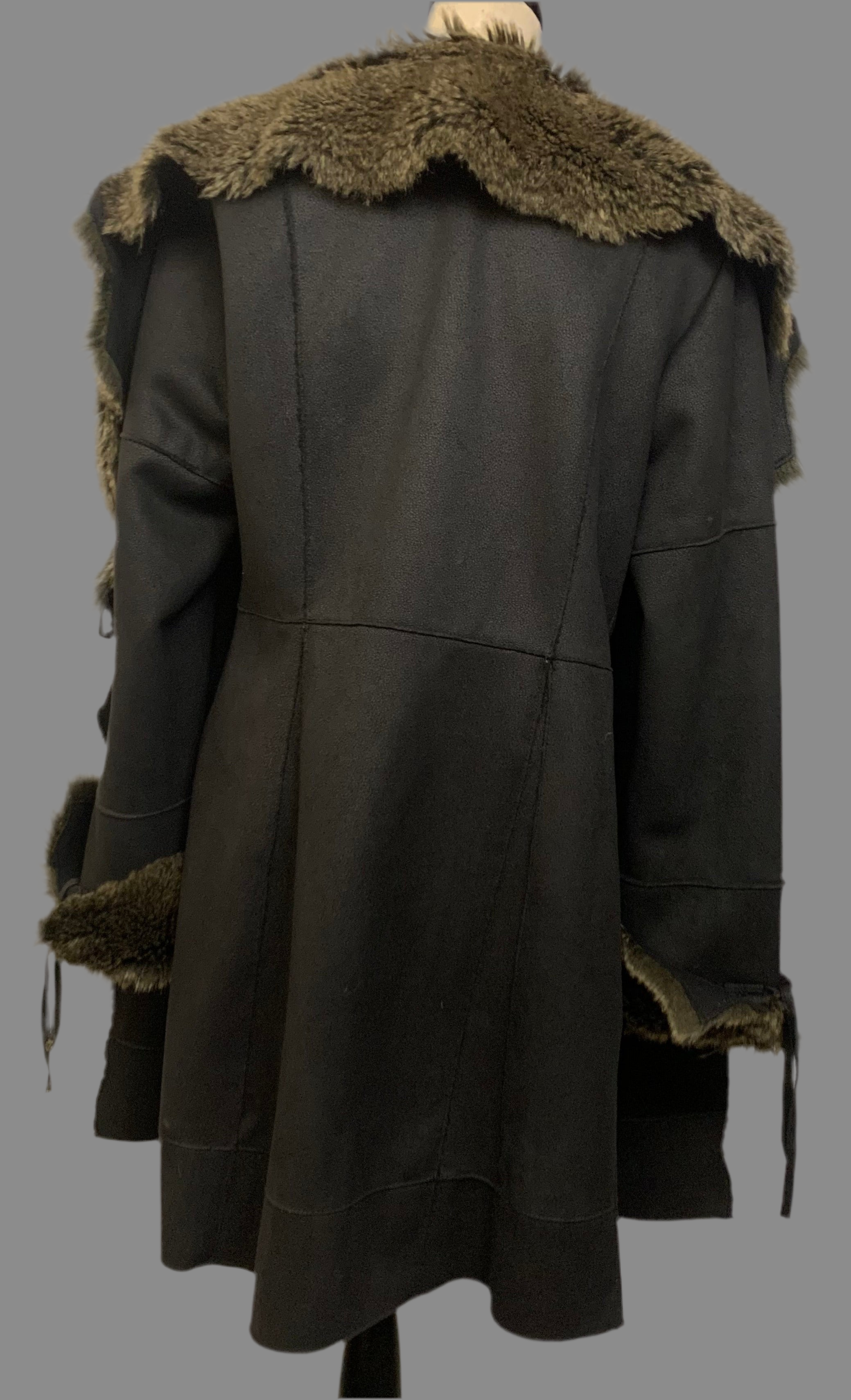 Manteau mi-long similicuir