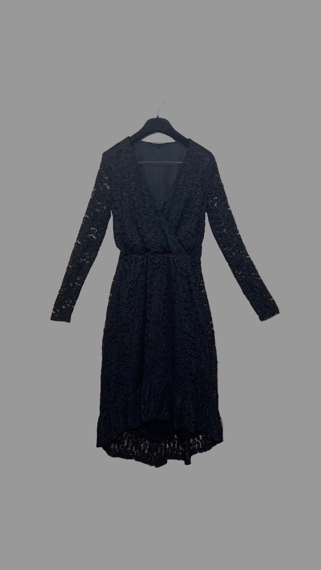 Robe noire en dentelle à volants – mbyM – Taille S / 36