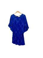 Robe courte bleue à sequins – Déby Débo