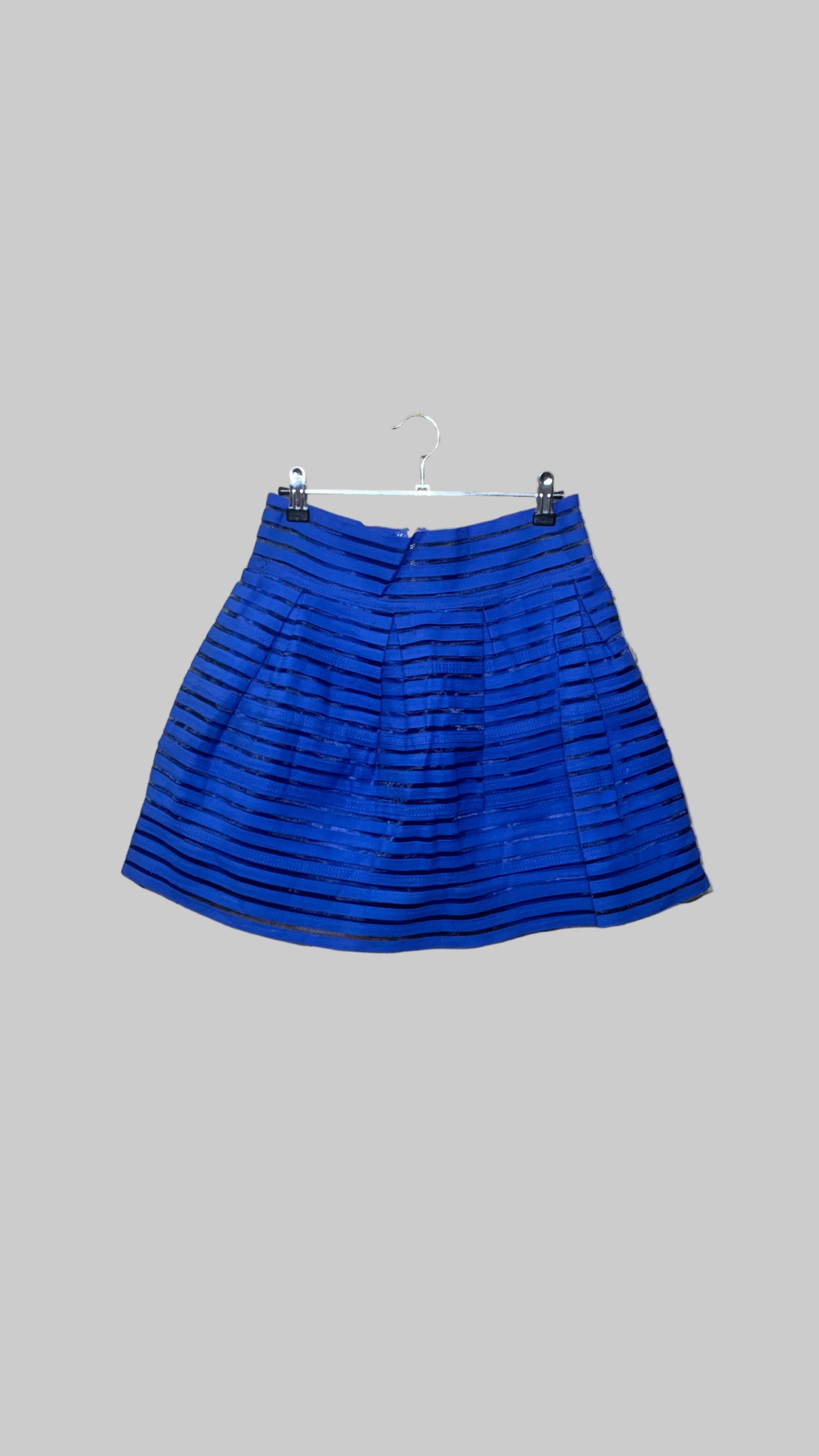 Jupe courte bleue – Alysson Collection
