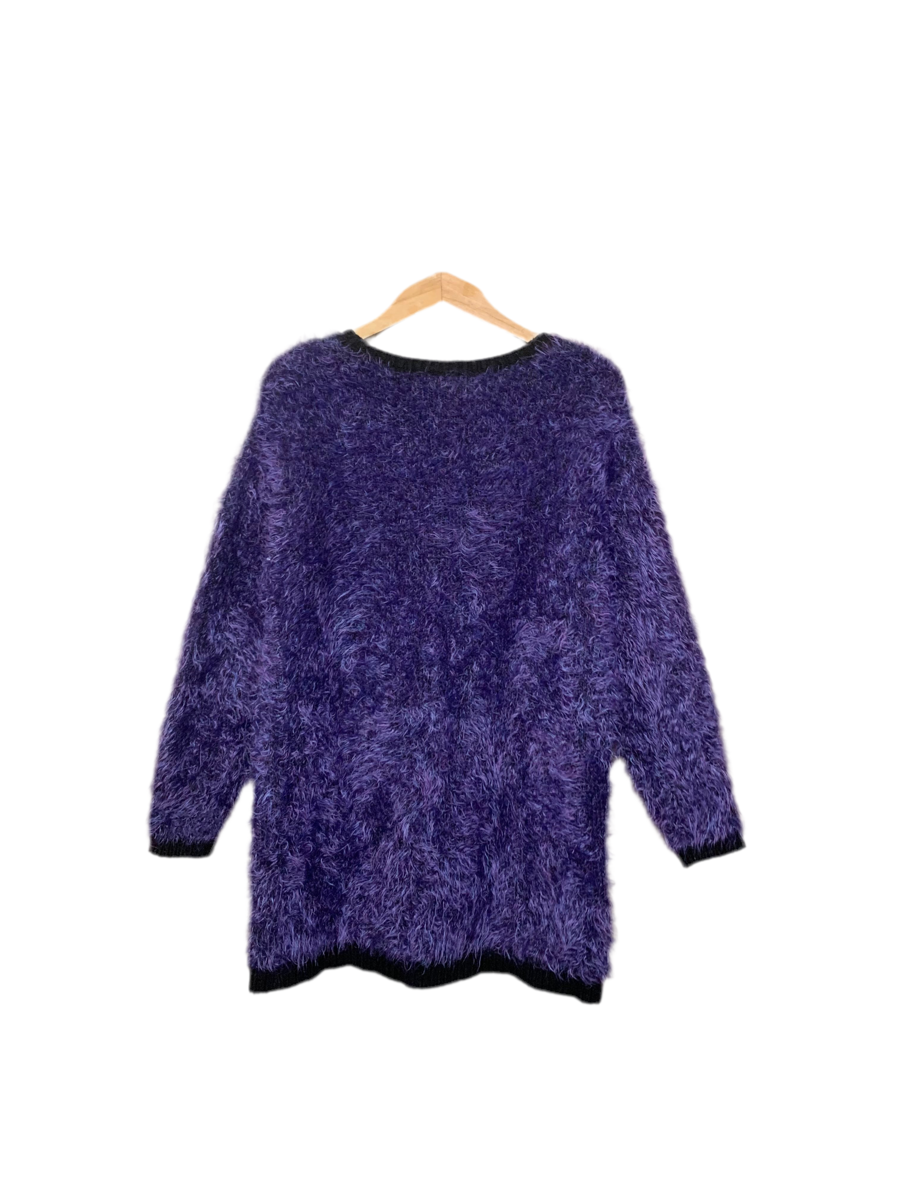 Pull long duveteux violet – Asos