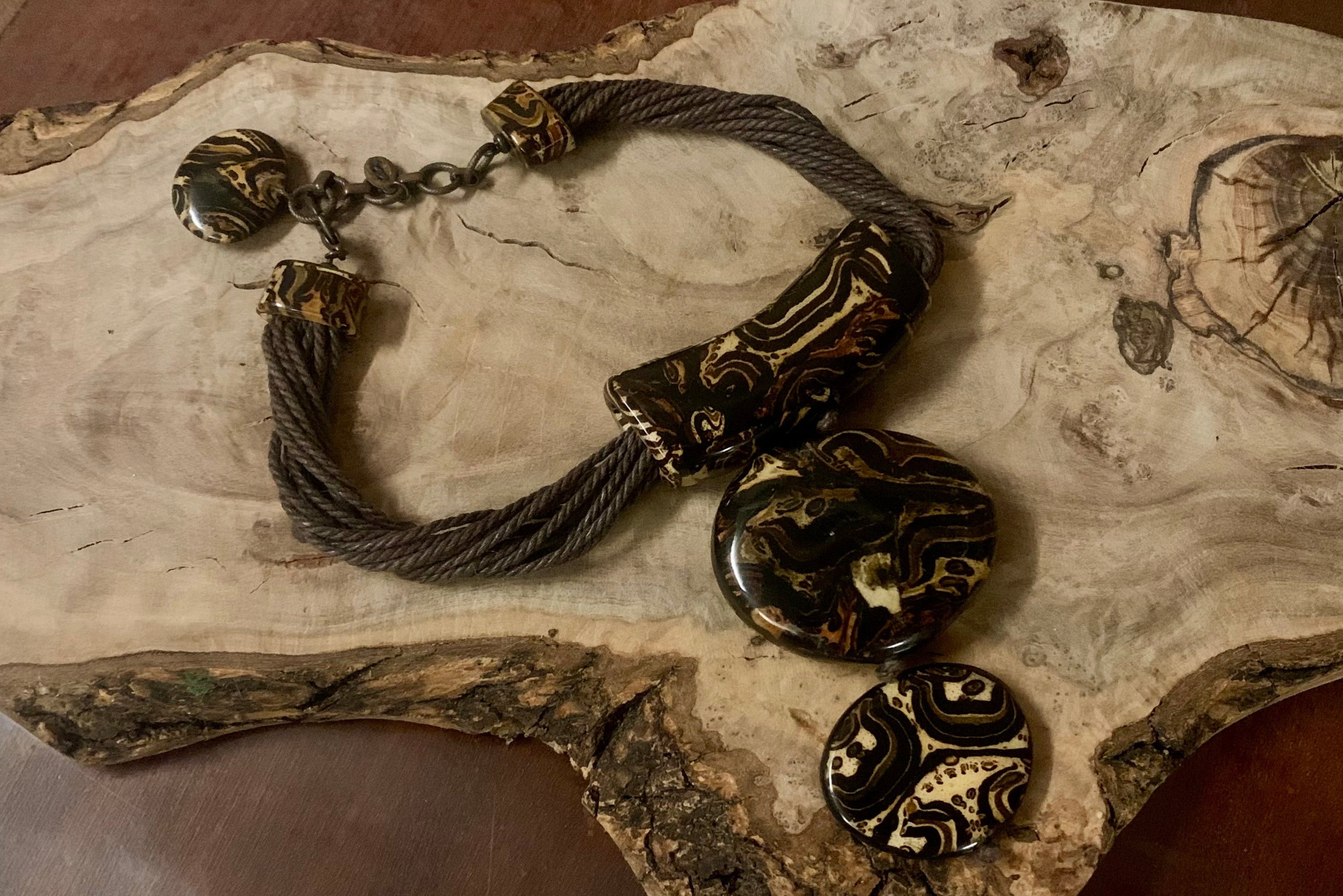 Collier Plastron Ethnique