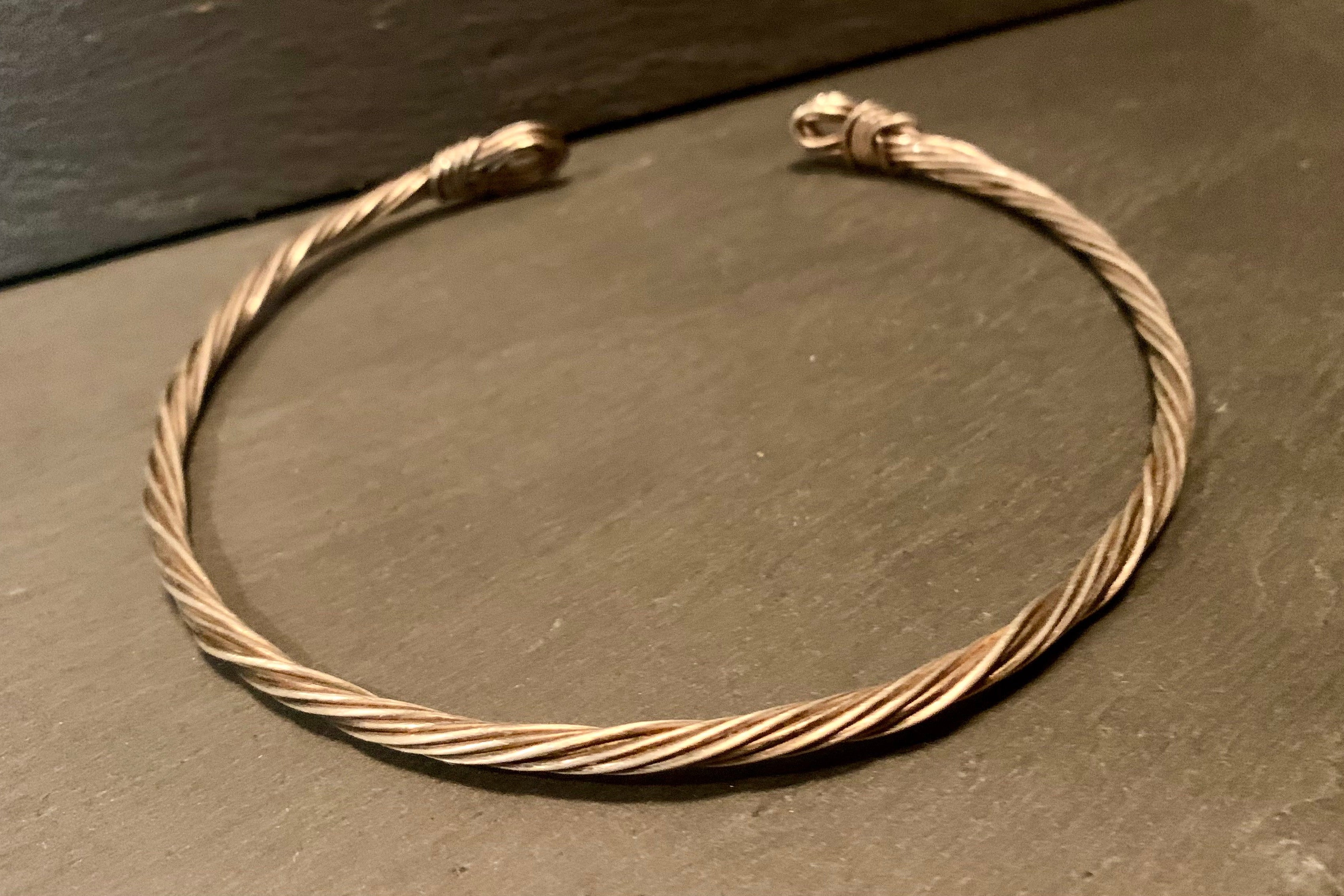 Collier Torque Torsadé