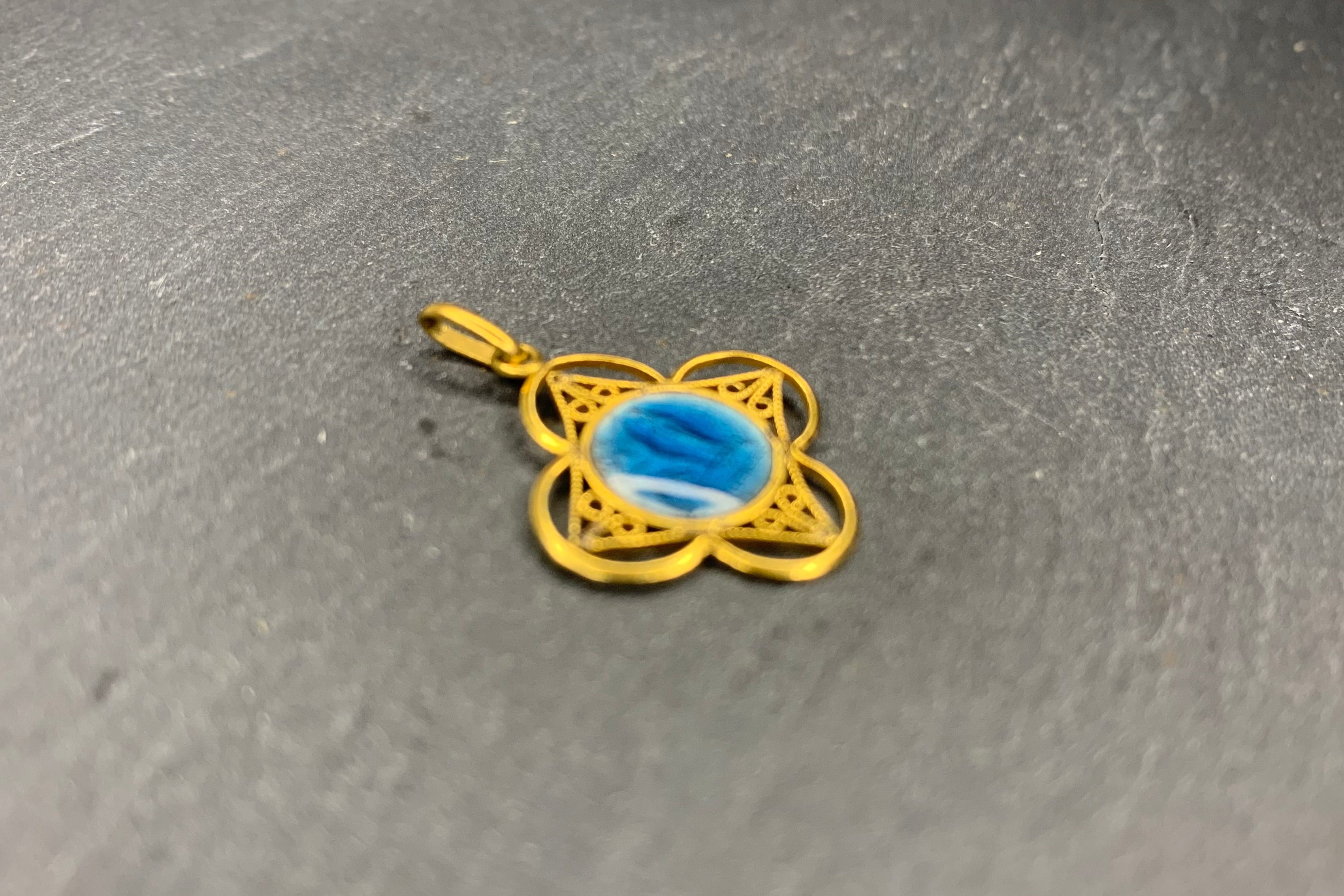 Pendentif Religieux