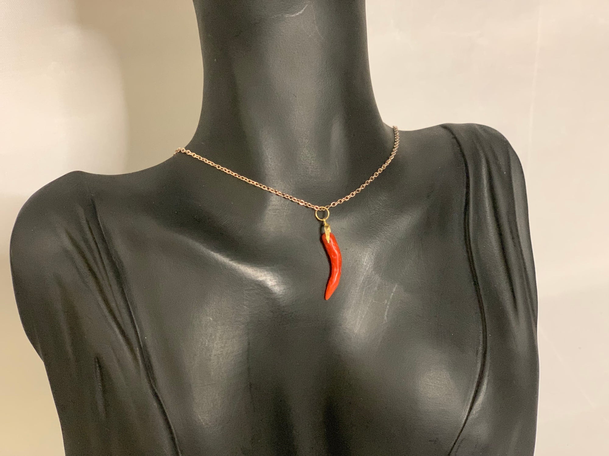 Pendentif Corne corail Rouge
