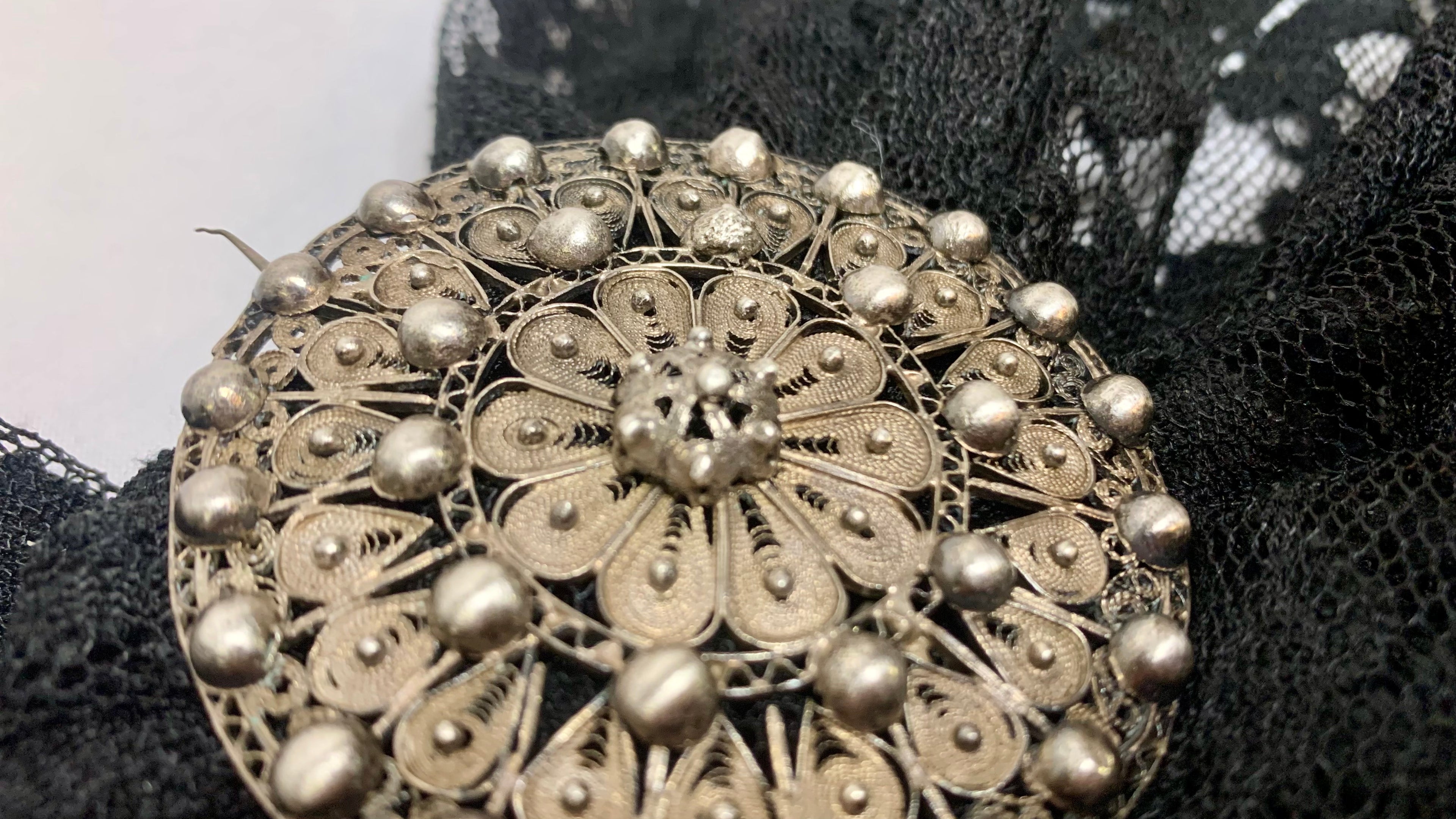 Broche  Ancienne Ronde