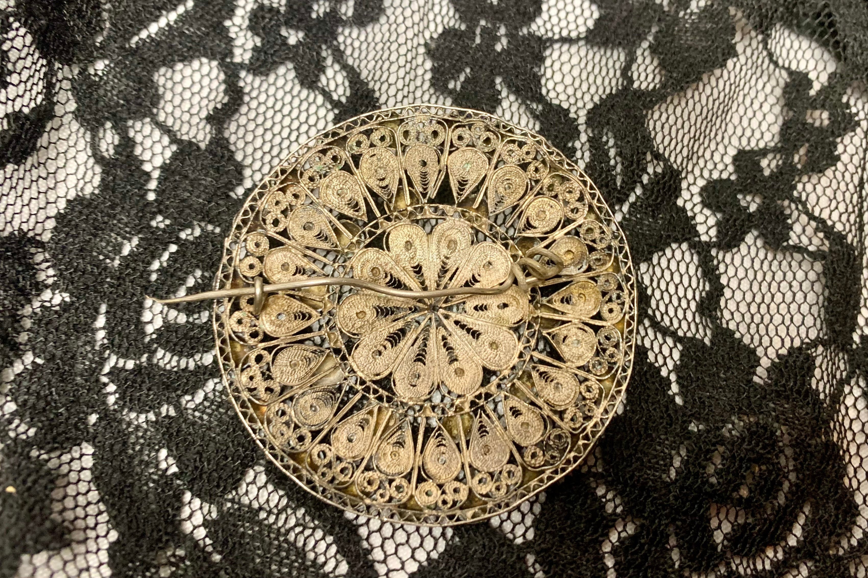 Broche  Ancienne Ronde