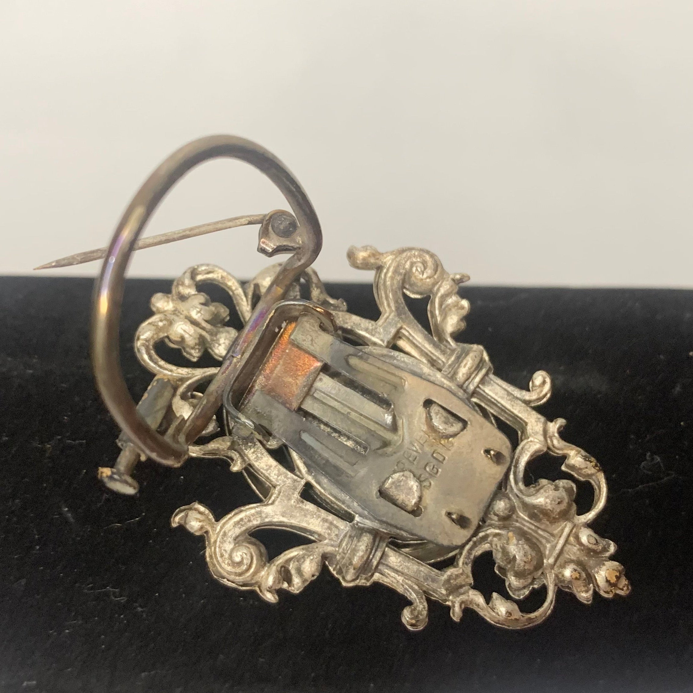 Broche Arabesque Ancienne