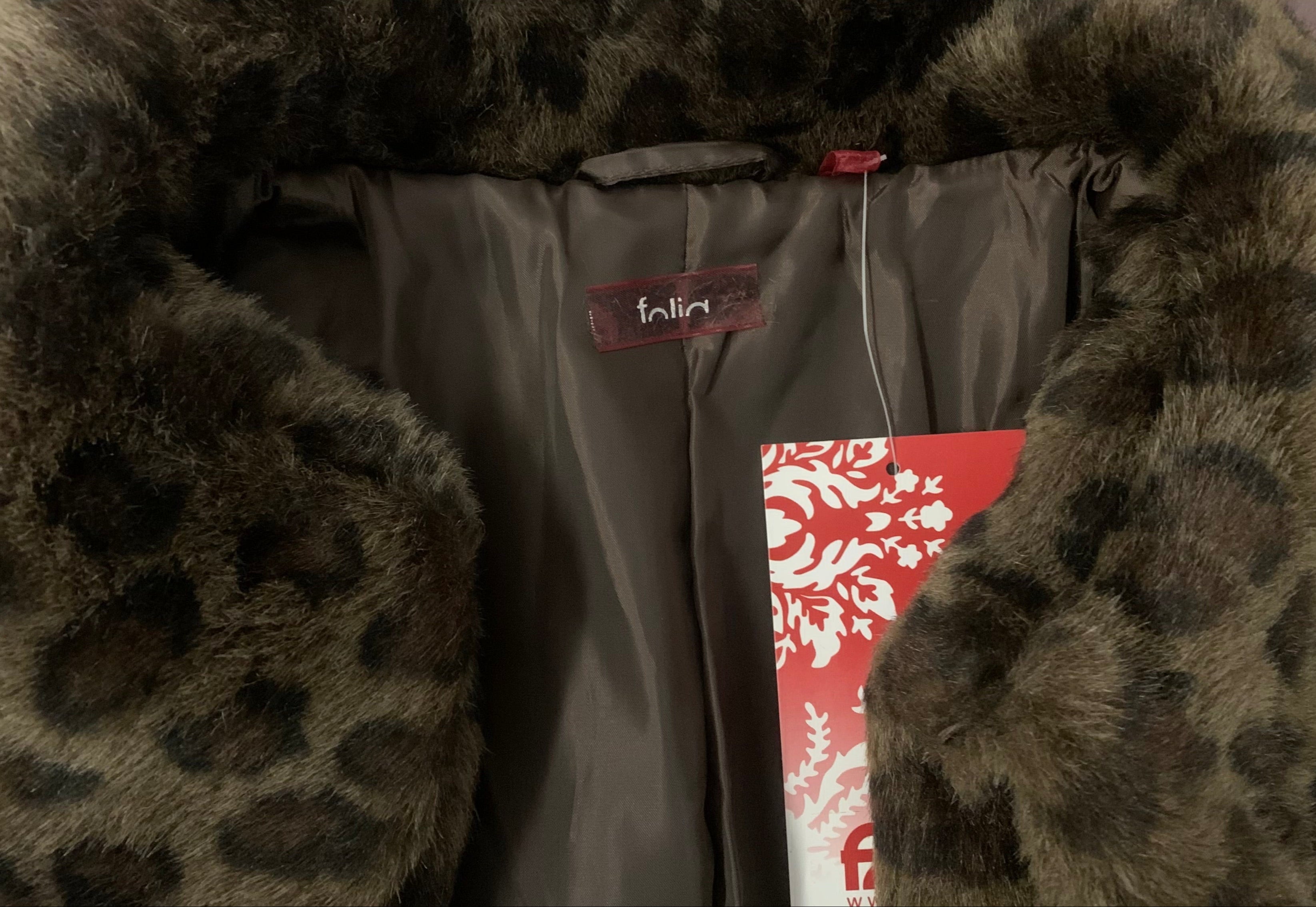 Veste courte fausse fourrure