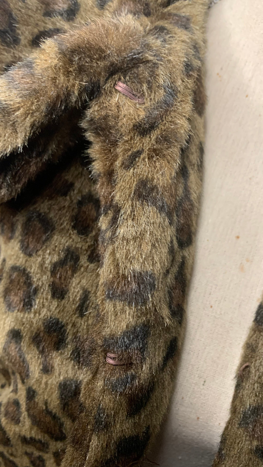 Veste courte fausse fourrure